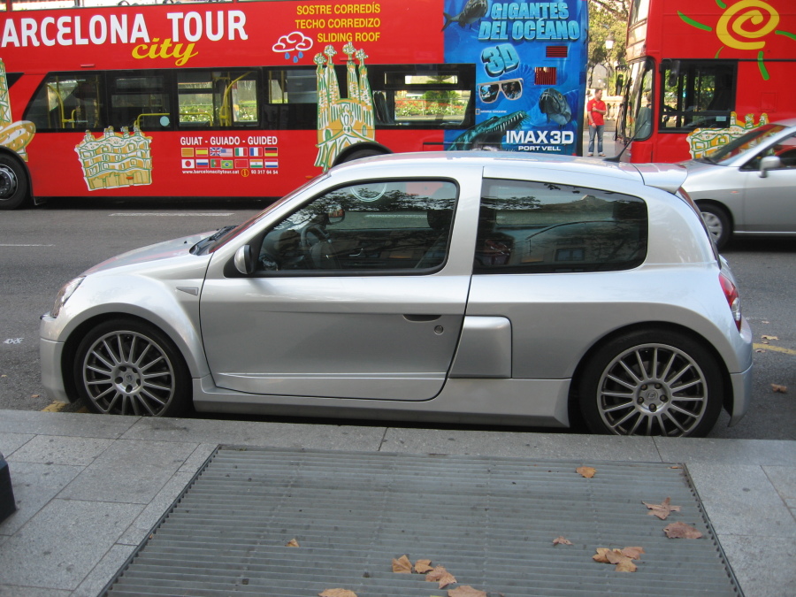 Renault Clio V6 Phase 1 - Barcelona 2009 - 1